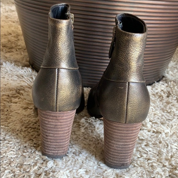 Cole Haan Cassidy Bronze Metallic Ankle Boot Heel - Picture 5 of 8